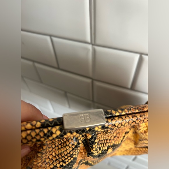 Balenciaga Snake Print Clutch - - Picture 11 of 13